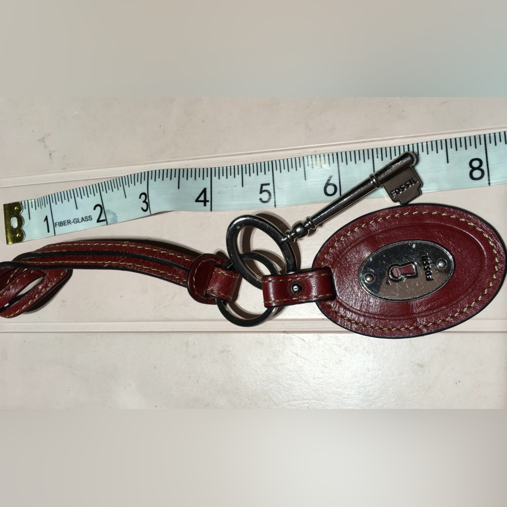 FOSSIL LEATHER KEY & LOCK KEYCHAIN KEY FOB BAG CHARM KEYCHAIN HANG TAG